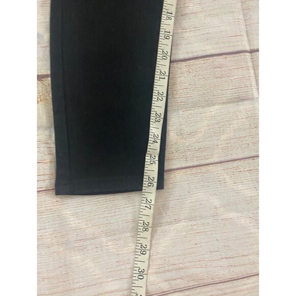 NWT Old Navy Women's Super Skinny Mid Rise Black Jeans - 2 Petite - Picture 6 of 11
